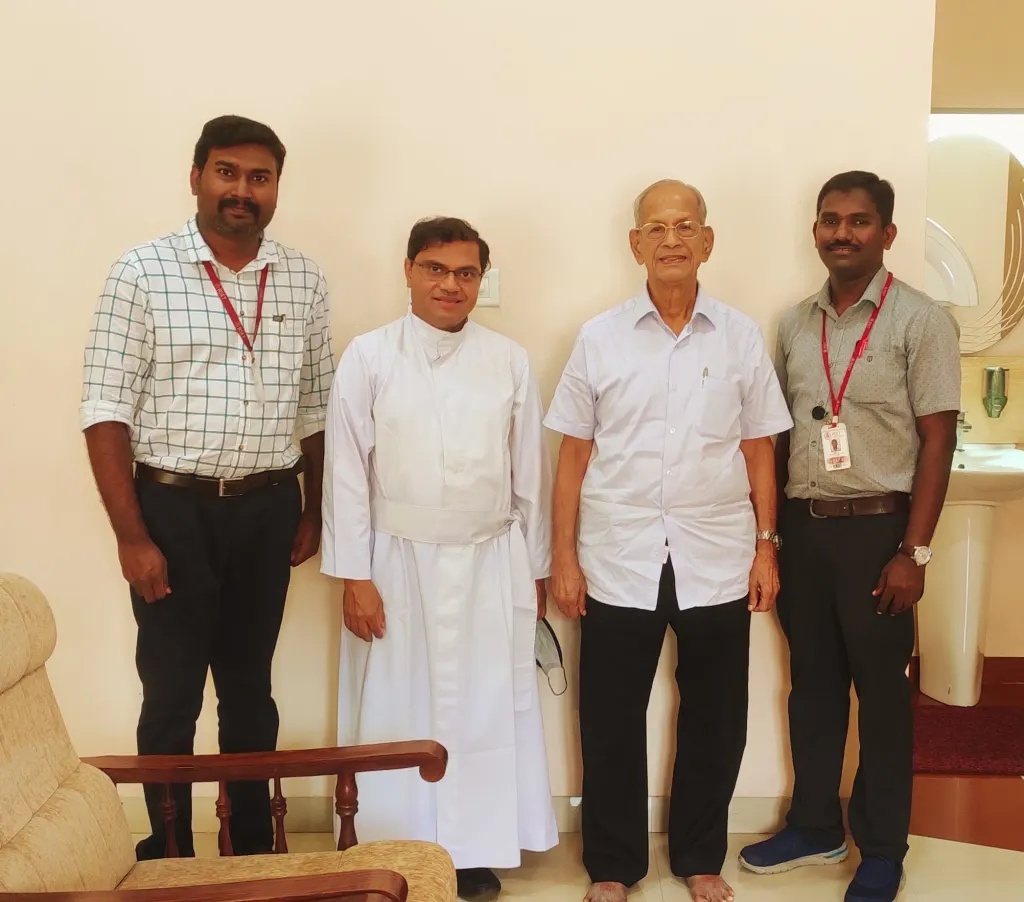 Presenting Research to PadmaShri Dr. E. Sreedharan